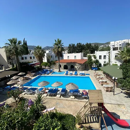 Bodrum Park Resort 2*