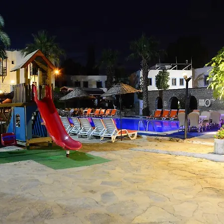 Bodrum Park אתר נופש גומבט